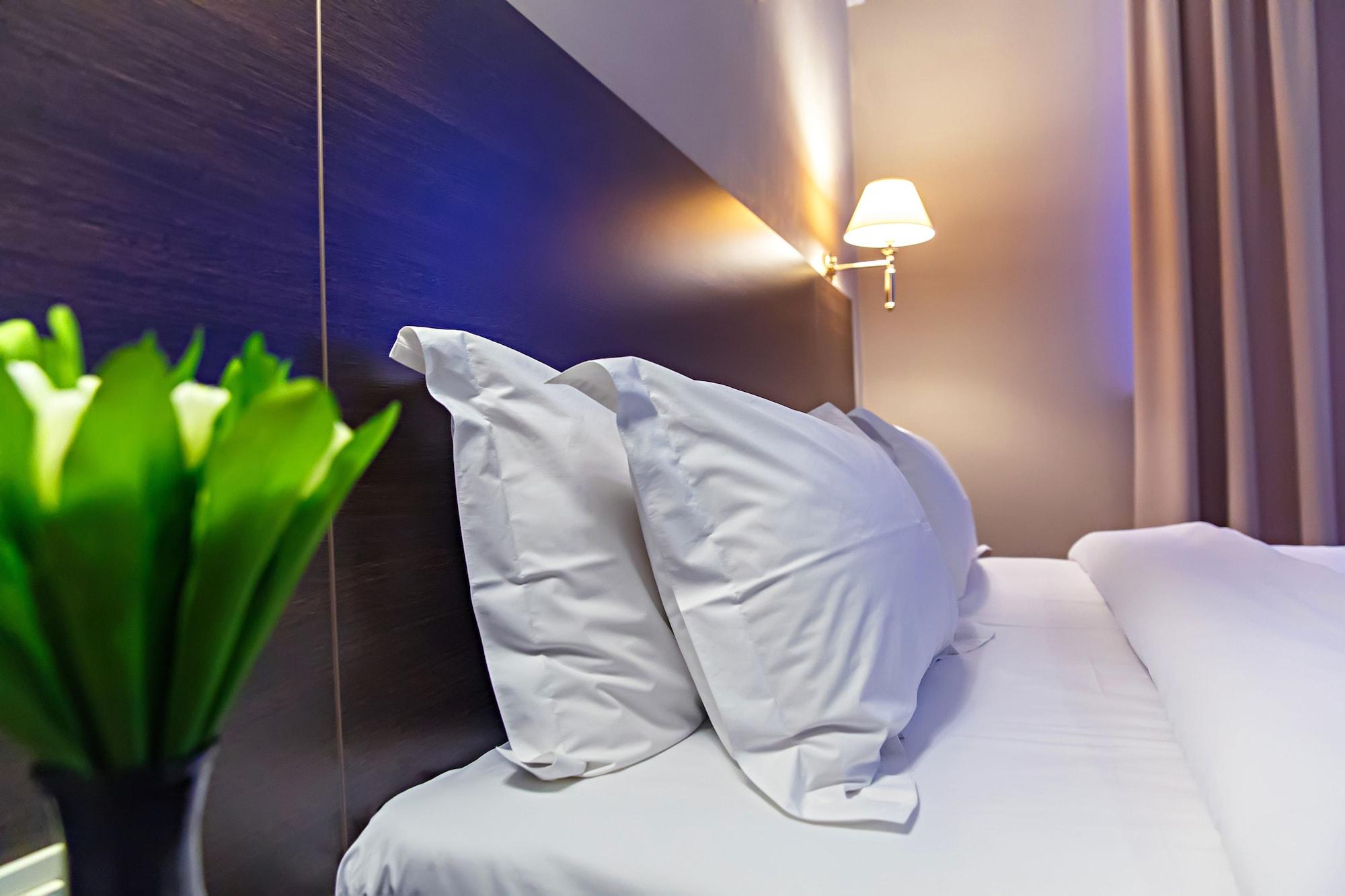 אסטנה Red Village Hotel מראה חיצוני תמונה
