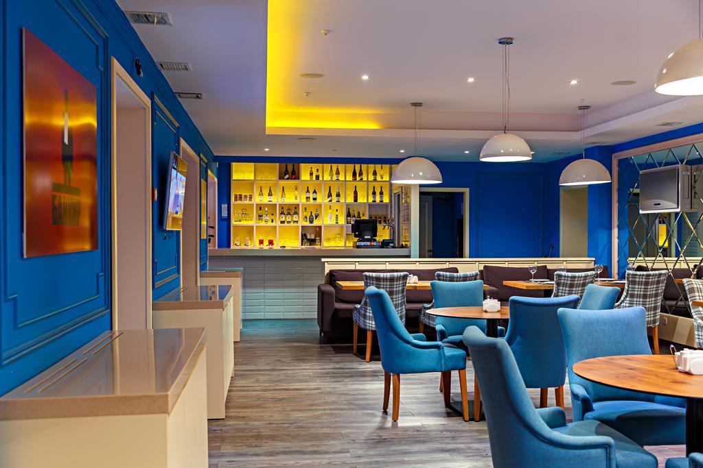 אסטנה Red Village Hotel מראה חיצוני תמונה