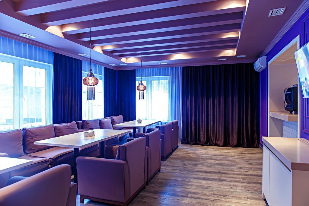 אסטנה Red Village Hotel מראה חיצוני תמונה