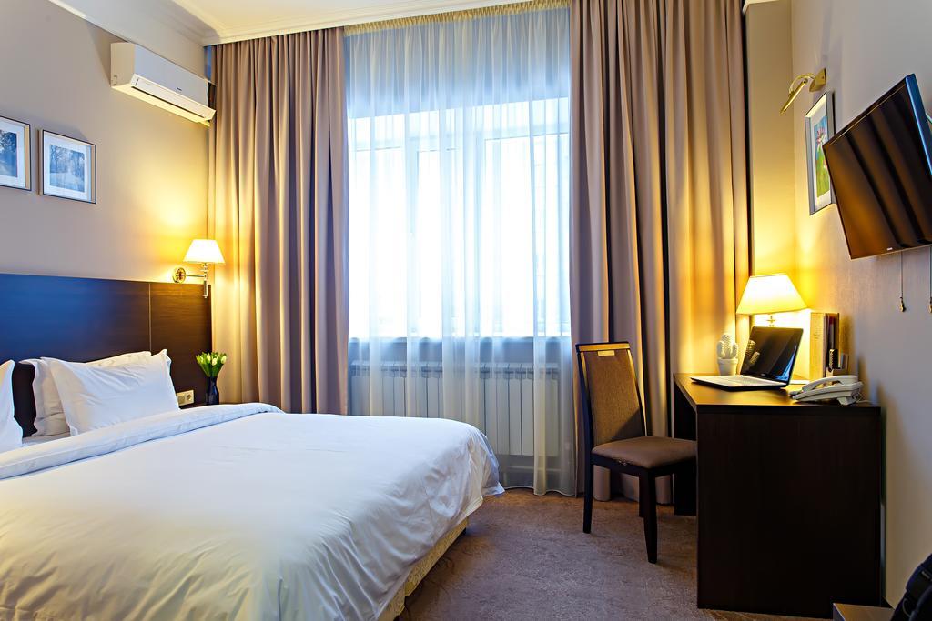 אסטנה Red Village Hotel מראה חיצוני תמונה