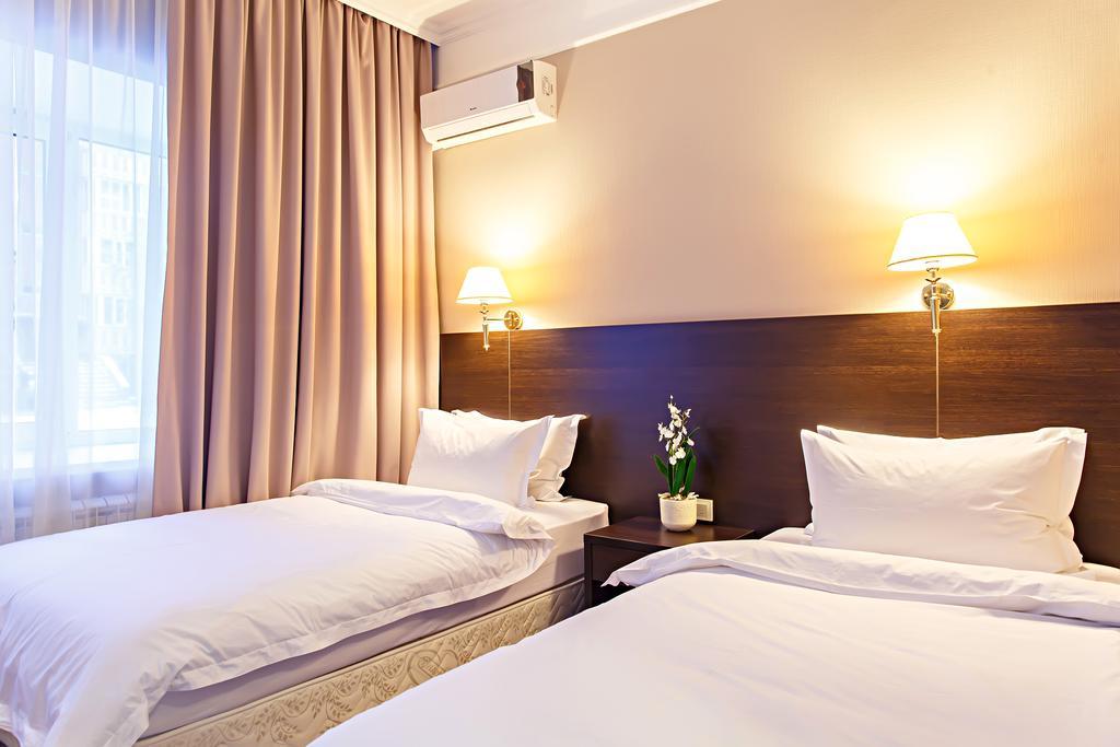 אסטנה Red Village Hotel מראה חיצוני תמונה