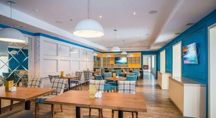 אסטנה Red Village Hotel מראה חיצוני תמונה